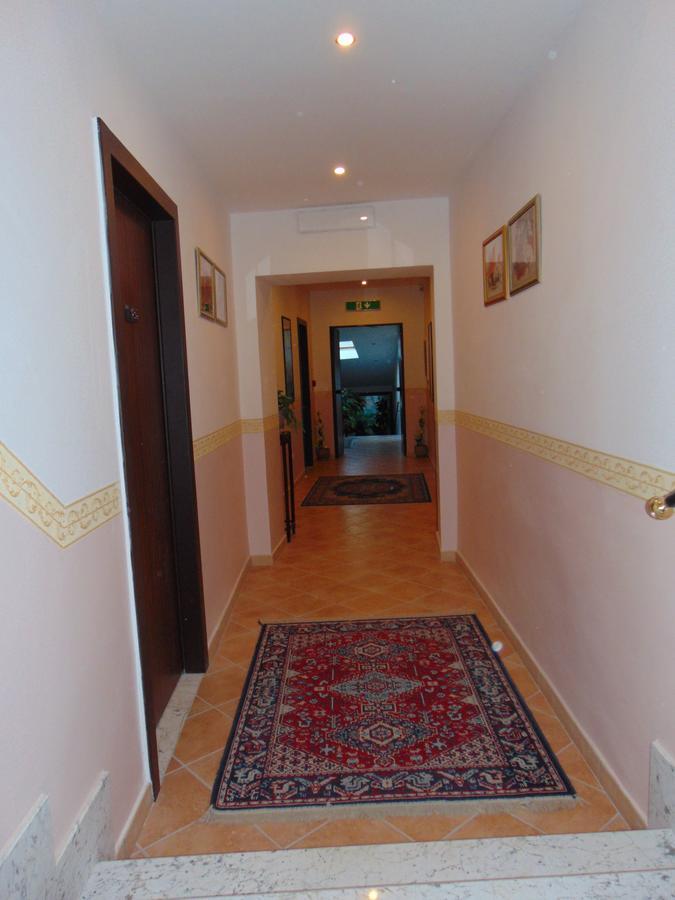 רייטי Hotel Europa מראה חיצוני תמונה