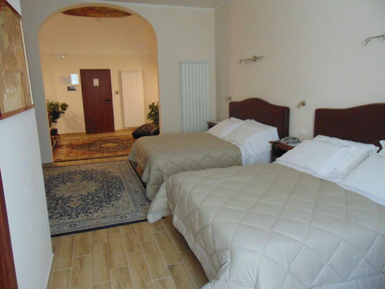 רייטי Hotel Europa מראה חיצוני תמונה